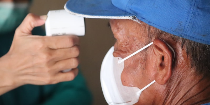 3 Questions to Ask your Doctor about COVID-19 if you have Ca